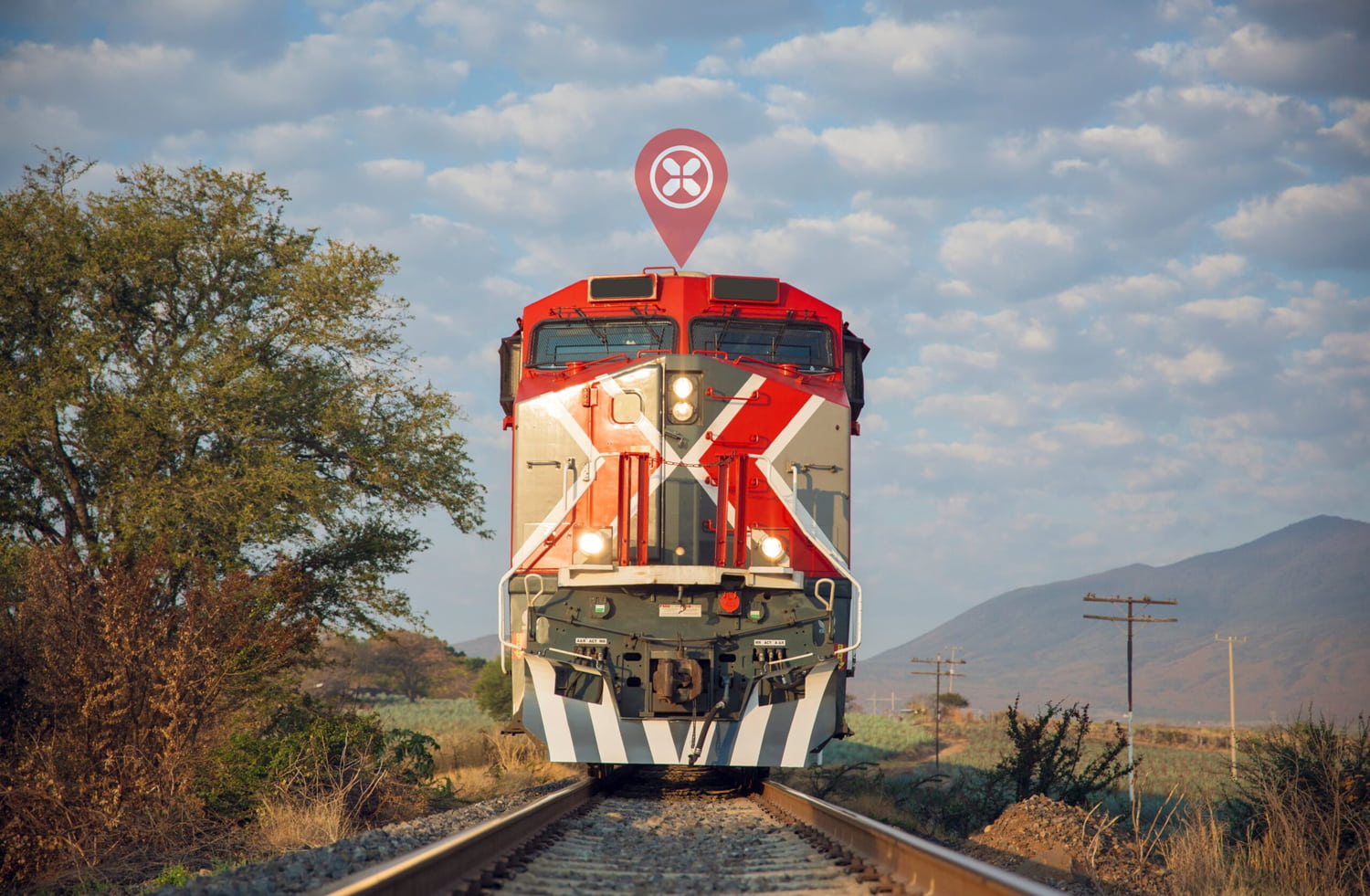 Locomotora de carga monitoreada con GPS en tiempo real, plataforma Mextic